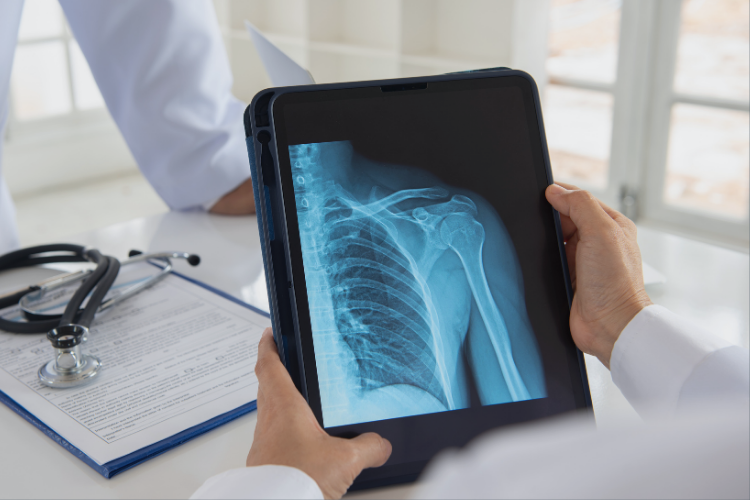 What does a radiologist do? 